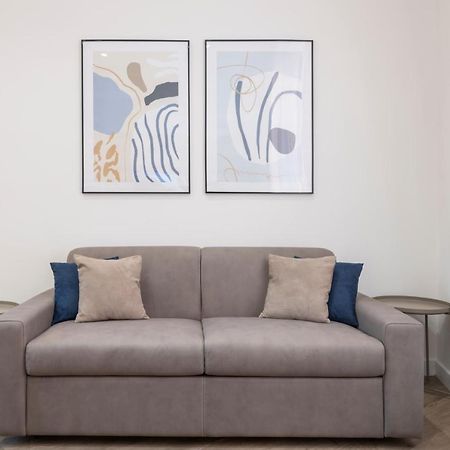 White Flat Cross Apartment Roma Exterior foto