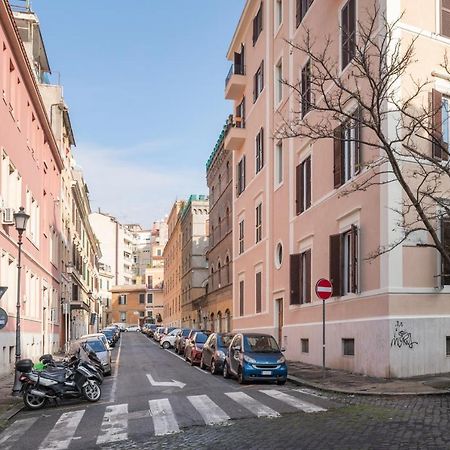 White Flat Cross Apartment Roma Exterior foto