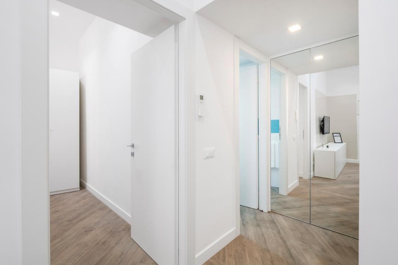 White Flat Cross Apartment Roma Exterior foto