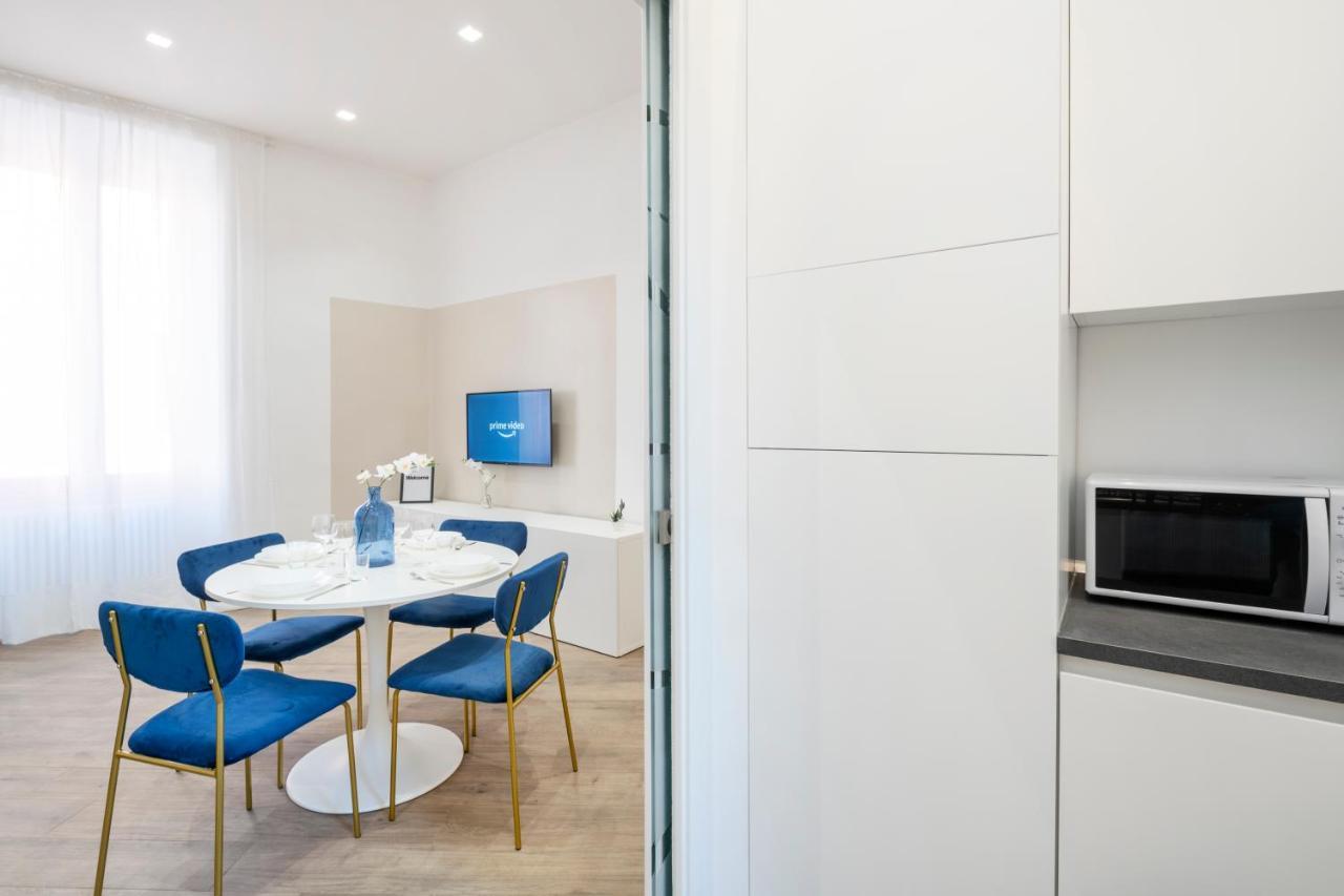 White Flat Cross Apartment Roma Exterior foto