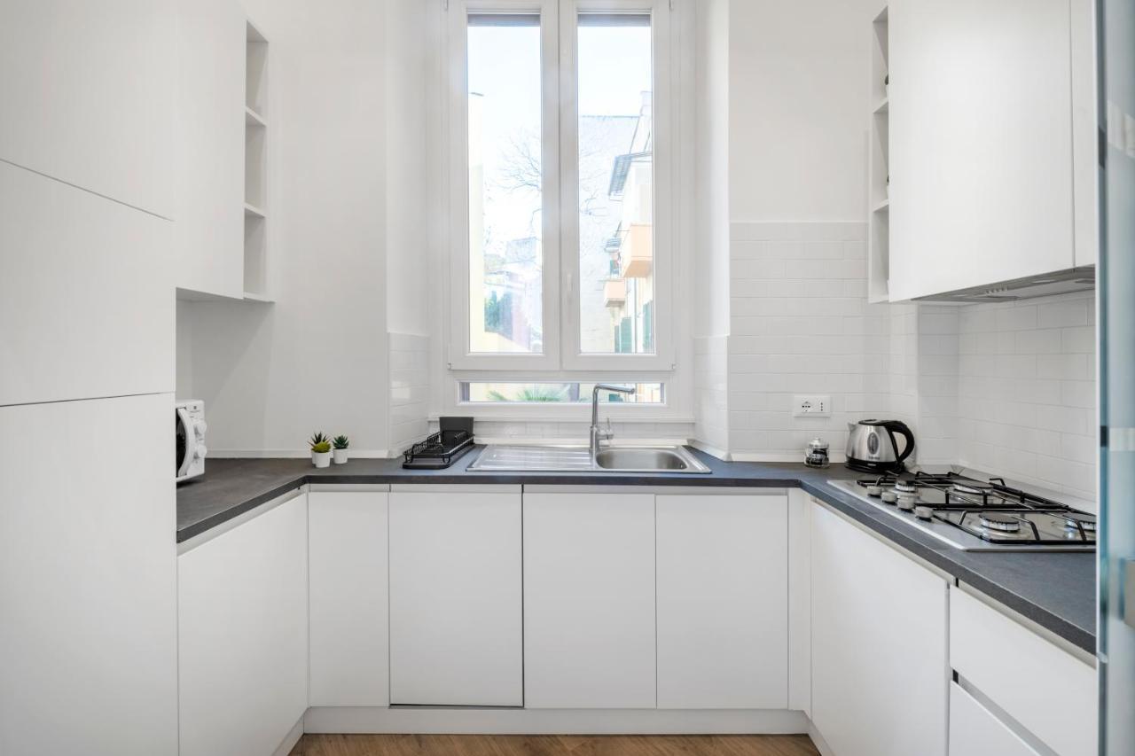 White Flat Cross Apartment Roma Exterior foto
